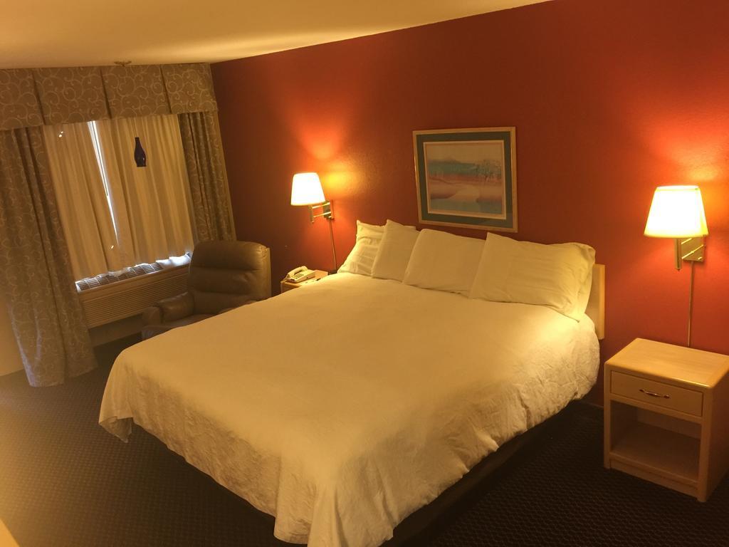 Americas Best Value Inn - Garden City Exterior foto